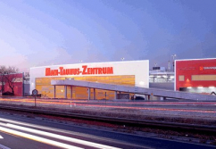 Einkaufszentrum, Typ klassisches EKZ ✩ Main-Taunus-Zentrum in Sulzbach