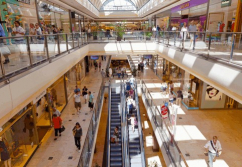 Einkaufszentrum, Typ Shopping-Center ✩ Alstertal-Einkaufszentrum in Hamburg