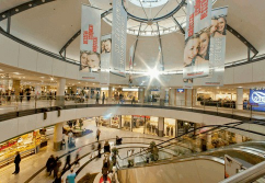 Einkaufszentrum, Typ Einkaufszentrum ✩ Isenburg-Zentrum Neu-Isenburg in Neu-Isenburg