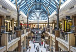 Einkaufszentrum, Typ Passage ✩ Levantehaus in Hamburg