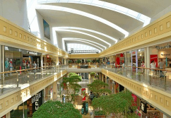 Einkaufszentrum, Typ Shopping-Center ✩ NOVA EVENTIS in Günthersdorf