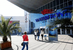 Einkaufszentrum, Typ Shopping-Center ✩ Waterfront Bremen in Bremen