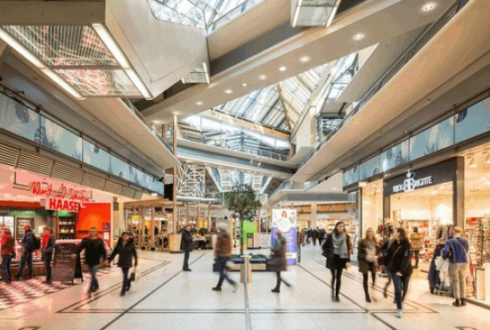 Einkaufszentrum, Typ Shopping-Center ✩ Stern-Center in Potsdam