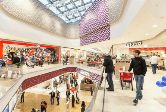 Einkaufszentrum, Typ Shopping-Center ✩ Holsten-Galerie in Neumünster