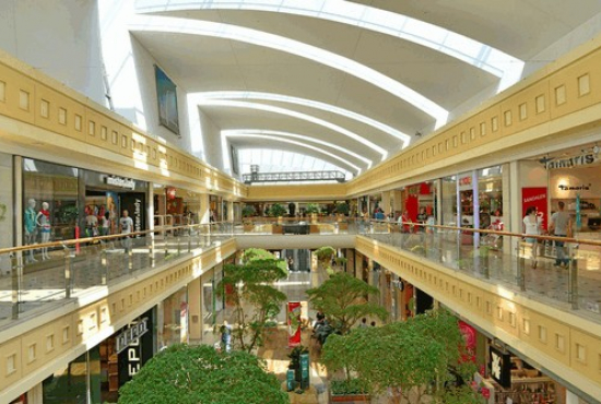 Einkaufszentrum, Typ Shopping-Center ✩ NOVA EVENTIS in Günthersdorf