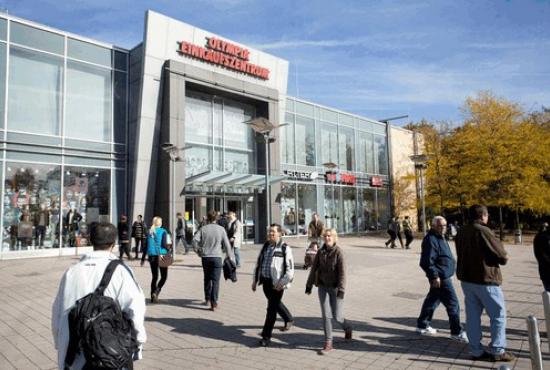 Einkaufszentrum, Typ Einkaufszentrum ✩ Olympia-Einkaufszentrum in München